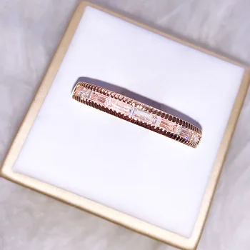 

Exquisite Gold Color Roman Style Single Row Diamond Ring Personality Simple Ladies Jewelry Romantic Luxury Gift