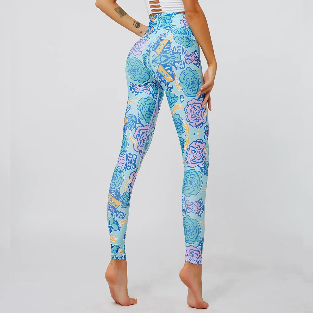 

2019 Europe And America Hot Selling Digital Printing Plant of Leggings High-waisted Slim Fit Elasticity Sports Yoga Pants Women'