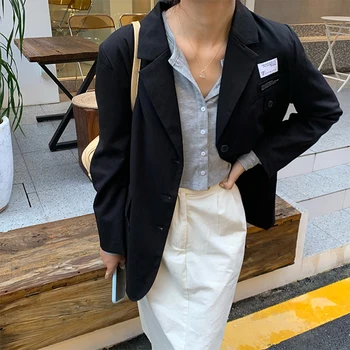 

Casual Women Loose Blazer Coat Female Turn Down Collar Autumn Blazer Ladies Pocket Outfits for Spring Autumn OL