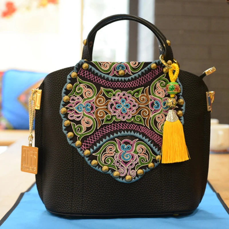 

MENOGGA Genuine Leather Hand Bags for Women 2019 100% Handmade Embroidery Pattern Rivet Large Capacity Tote Shoulder Bag