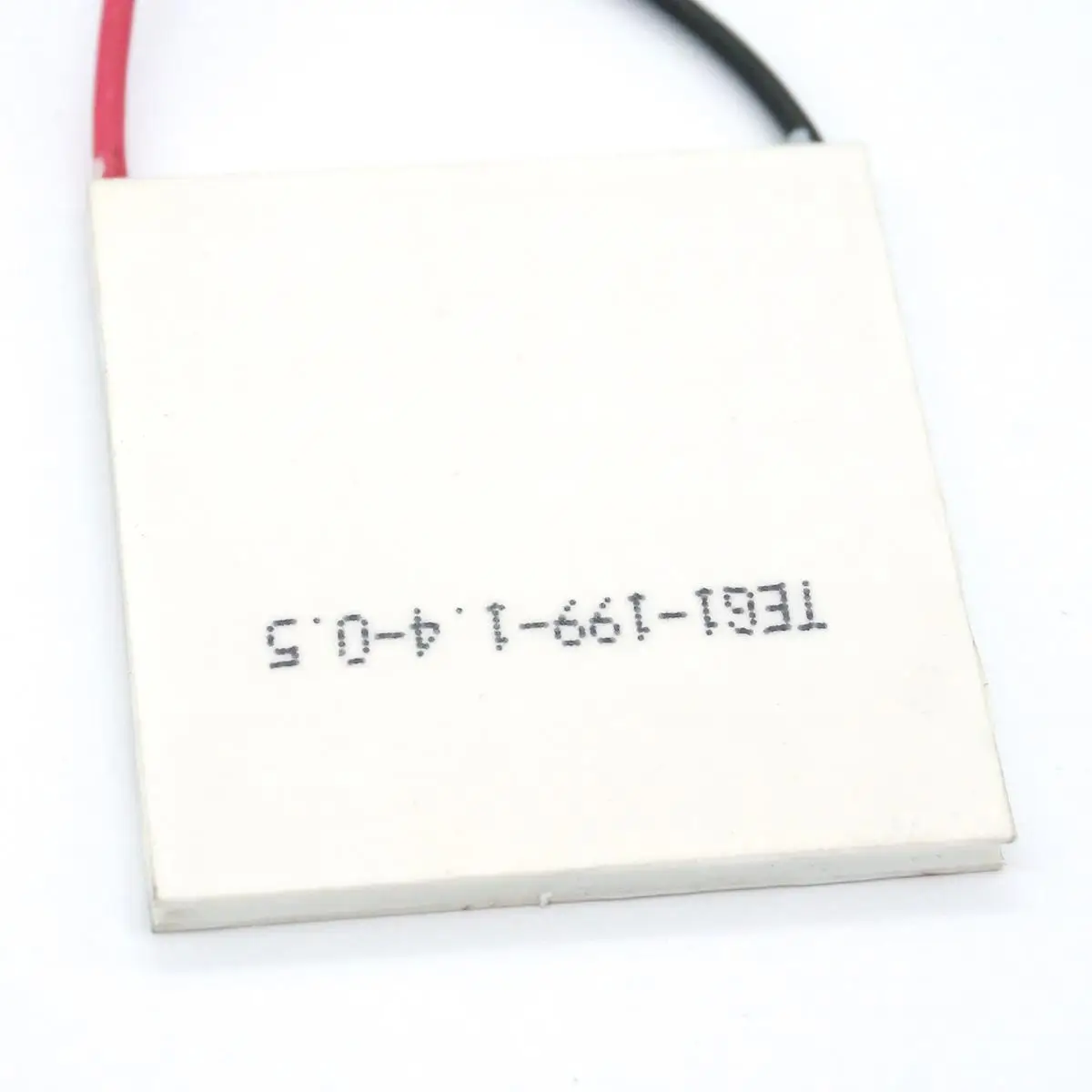 40x40mm 12V 15A TEG1-199-1.4-0.5 Heatsink Thermoelectric Peltier Power Generation Plate Refrigeration
