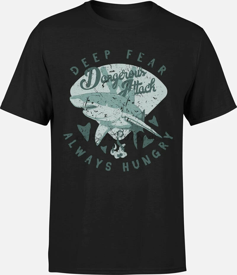 Футболка dangerous dive shark attack-ocean surf hawaii fish fishing |
