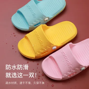 

New Arrival Fashion slipers women Summer Flat Bottom Soft Non-Slip Beach Shoes Slippers Y9Y090A36