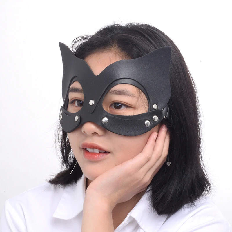 Women Sexy Pu Leather Rivet Upper Half Face Mask Rhinestone Cat Bunny Ear Cosplay Adult Play Game Masquerade Ball Carnival Masks