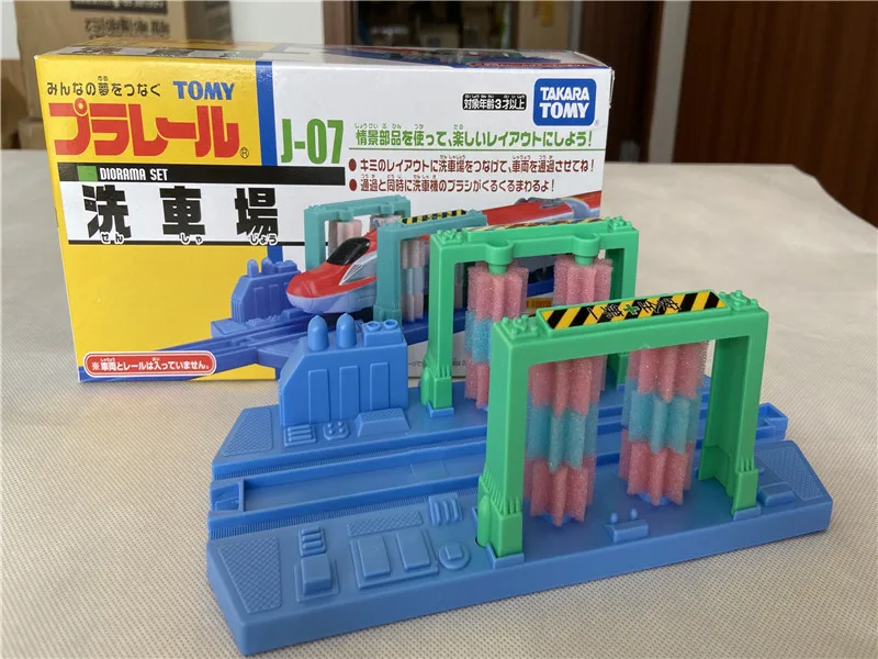 

Takara Tomy Plarail Trackmaster Plastic Railway Train Tracks Parts Accessories J-07 Washing Stand Station Track Toy New