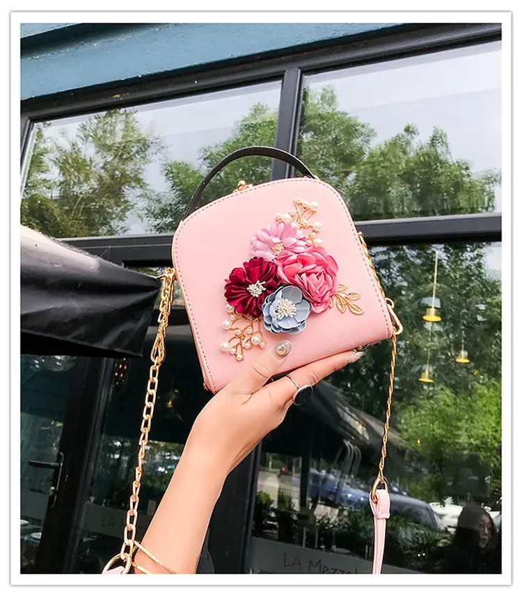 ★DAKS★FLOWER CHARM MESH SHOULDER BAG L Akiko La Belleza Satchel Handbag with Embellishments