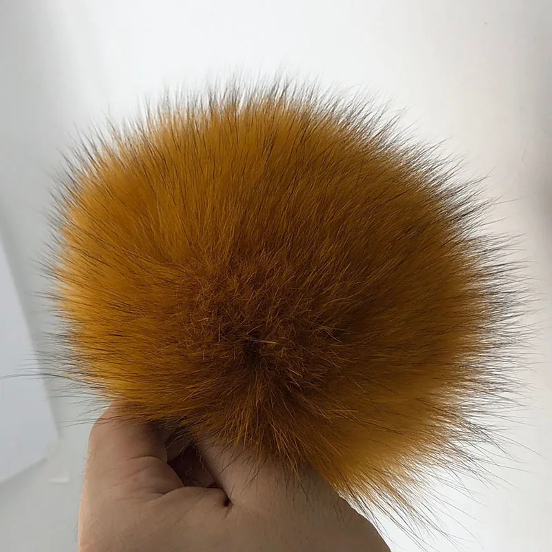 15 см натуральный животный Hairball Hat помпон ручной работы DIY действительно енот большой волос шар шляпа помпон с пряжкой