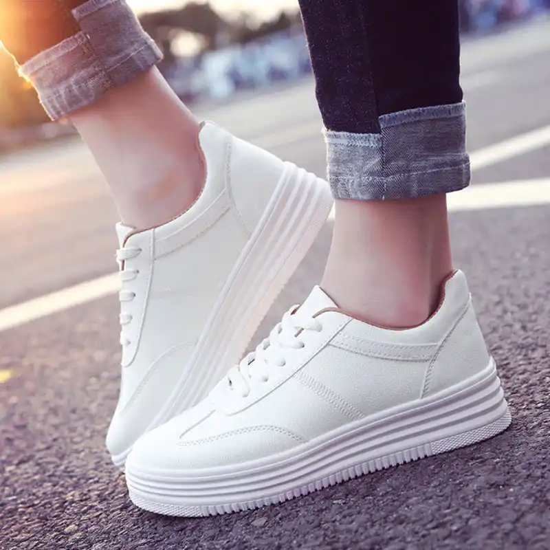 tenis blancos de piel para mujer