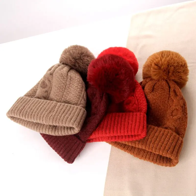 Женская Вязаная Шапка-бини с пушистым помпоном, зимняя вязаная шапка с черепом