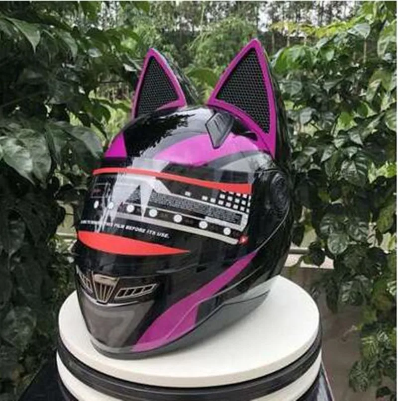 

2019 Top hot Motorcycle helmets horns when the cat's helmet off-road helmets cover all four seasons personality cat ears helmet