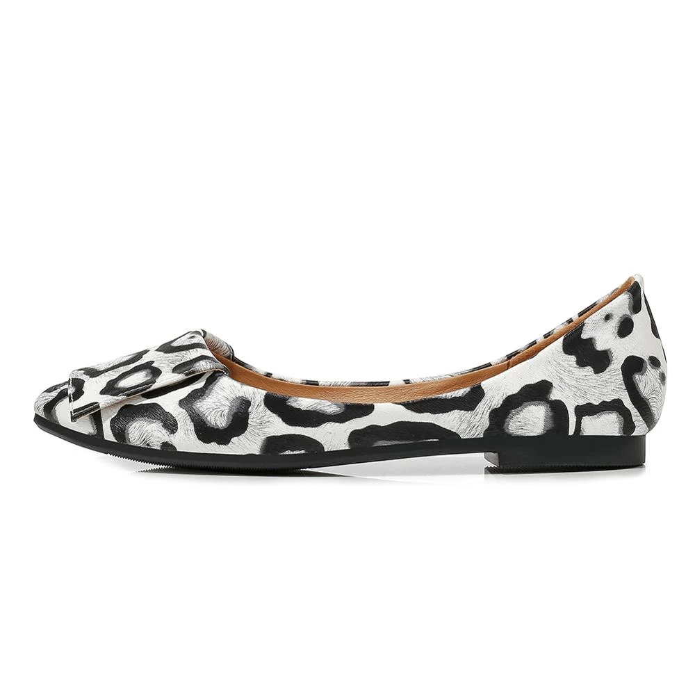 leopard low heel shoes