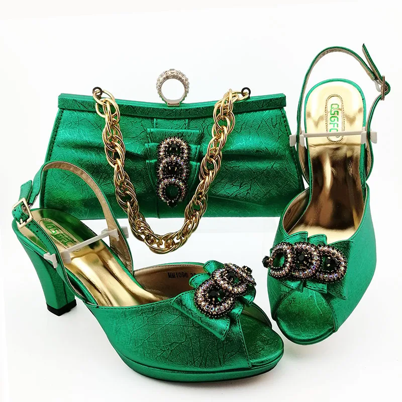 

Nice bright green shoes and bag matching set 3 inches sandal shoes and clutches bag with size 38 to 43 SB8421-2