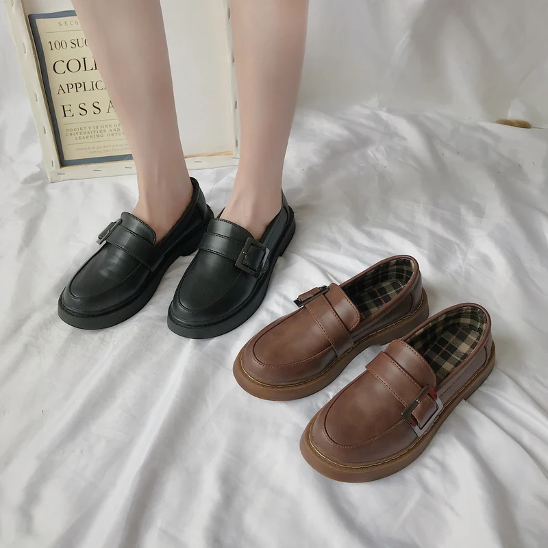 

Quality Assurance Low (1cm-3cm) Comfortable Spring and Autumn Ladies Casual Leather Shoes Solid Color Retro Pop Style W35-38