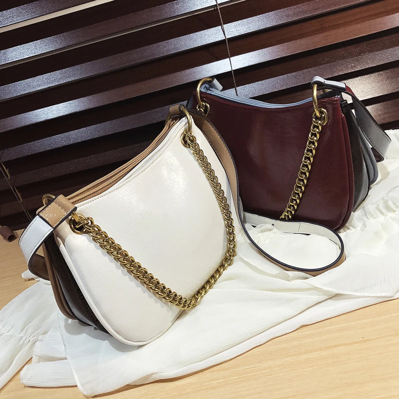 

Net red envelope foreign style small bag women 2020 popular new wave Korean version messenger bag fashion shoulder bag