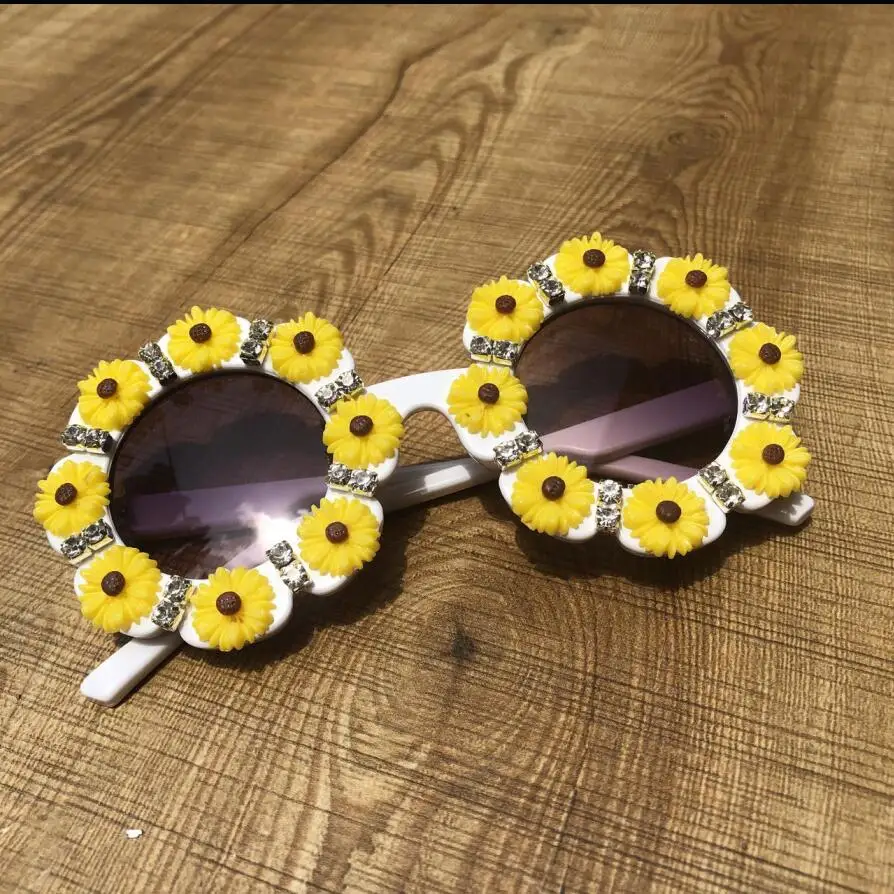 baby daisy sunglasses