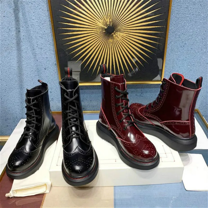 

2019 New Black Hybrid Lace Up Boot for Women Winter Warm Shoes Ankle Tread Chelsea Boot Casual Motorcycle Shoes