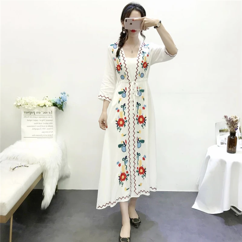Boho Chic vestidos льняное хлопковое пляжное богемное Платье макси с цветочной вышивкой женское летнее платье с v-образным вырезом