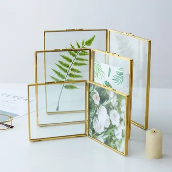 

Nordic Ins Wind Brass Glass Photo Frame Vertical Folding Dried Flower Specimen Photo Frame Home Decoration Gift