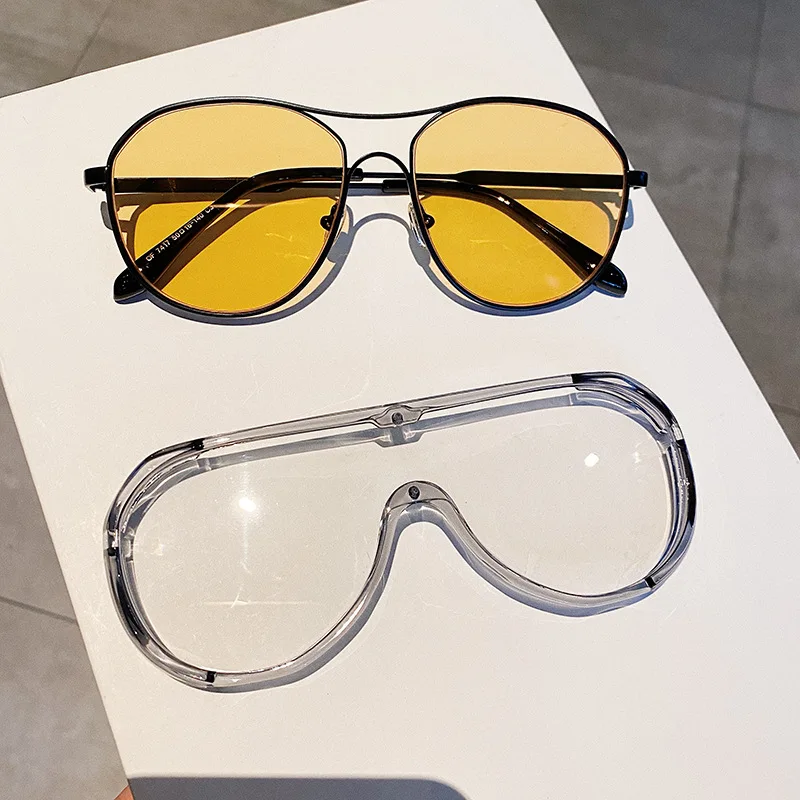 23451001695_599793616