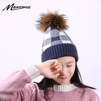 

Winter Real Fur Pompon Beanie Hats With Classic Plaid For Women Men Outdoor Warm Knitted Cap Crochet Thick Skullies Beanies Hat