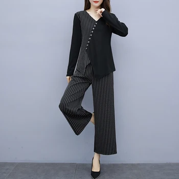 

Autumn wear the new suit large size ladies' fat MM covered belly show thin v-neck long-sleeve wide-legged pants stripe two-piece