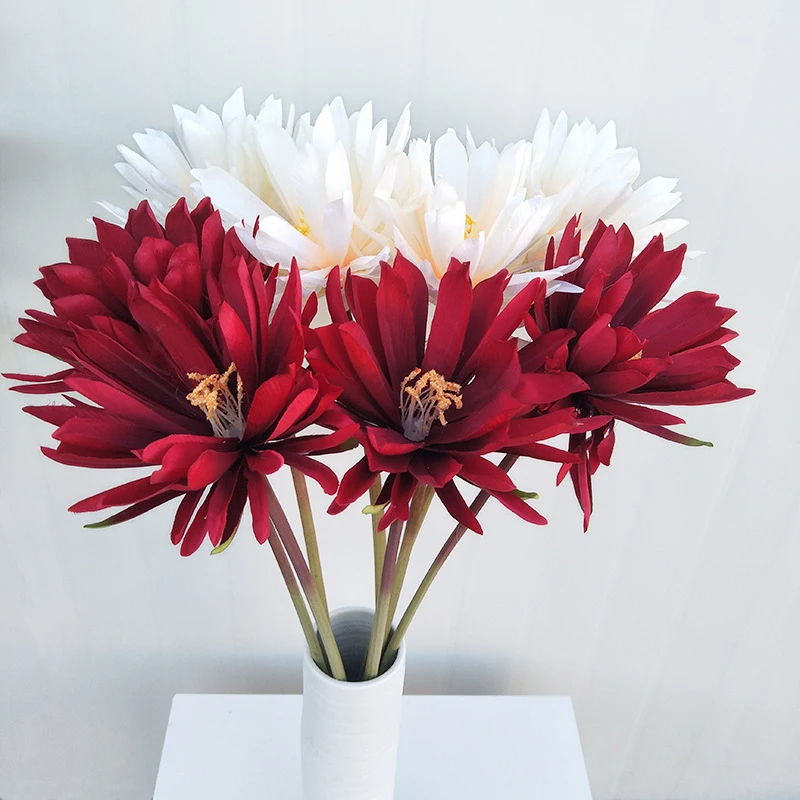 JAROWN Artificial Lotus Flower Water Lily Home Decoration Simulation Silk Flower Wedding Shooting Prop Fake Flower (5)