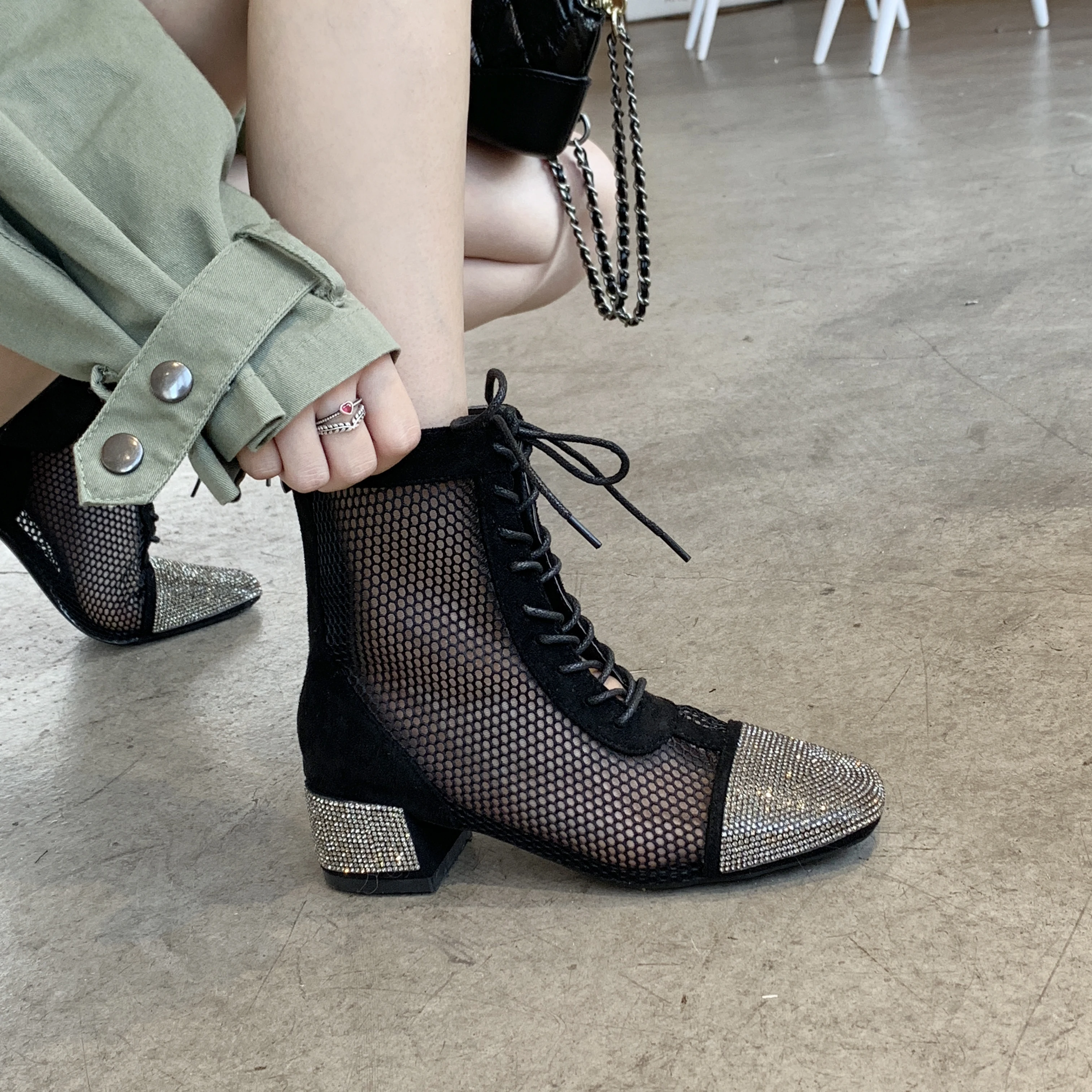 

Bling 2020 Women's Cool Boots Spring and Autumn Fashion Wild Mesh Face Hollow Cross Straps Ankle Boots Botas Mujer Invierno