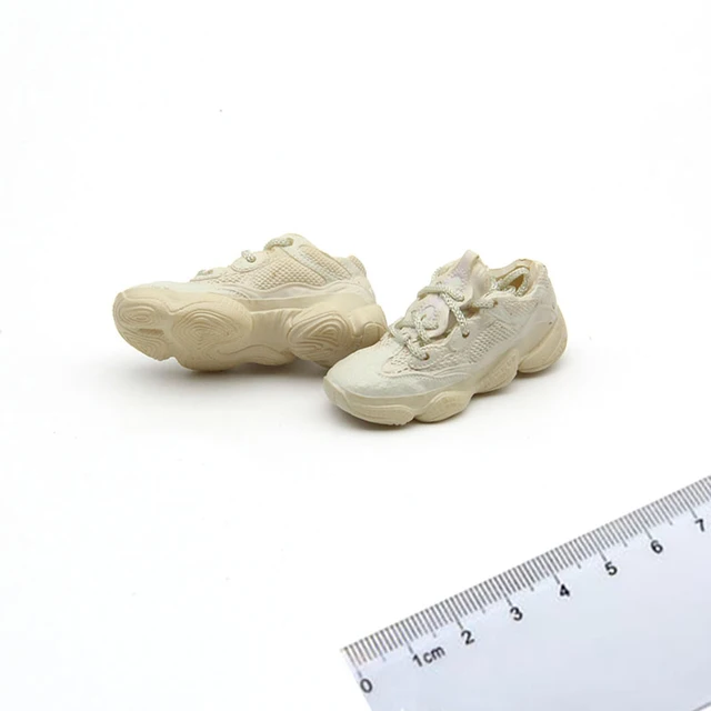 Mini Sneakers Keychain Gift Box 3D Shoes Model Bags Backpacks Decorative Ornaments Car Door Key Chain Surprise Gift For Lover No perforation B