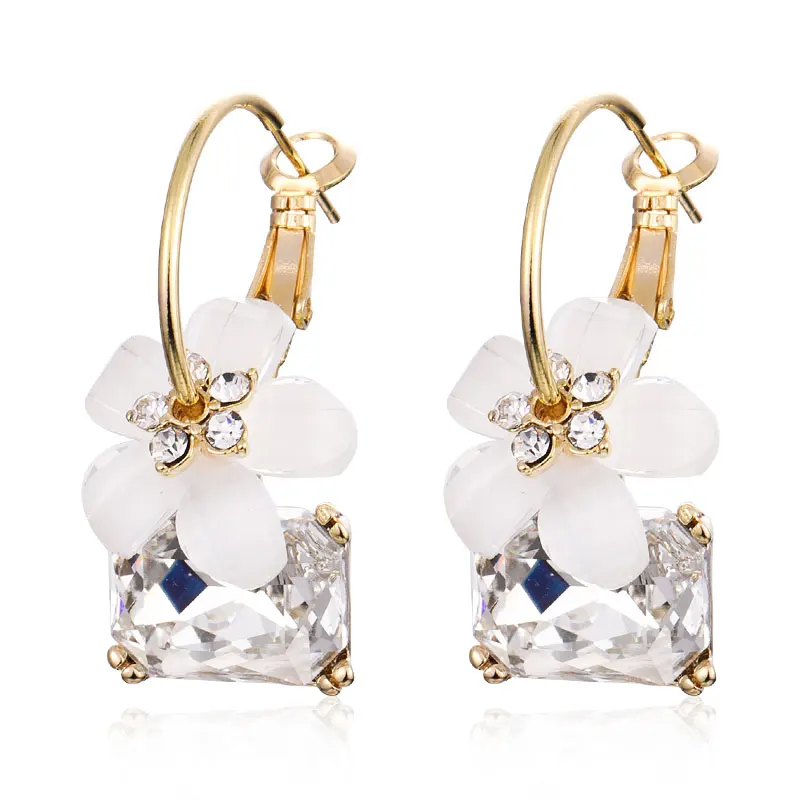 gold white MAIKALE, Винтажные висячие серьги для женщин, медные квадратные серьги с кристаллами, с цветами из страз, висячие серьги в Корейском стиле, новые модные ювелирные изделия - Окраска металла: gold white