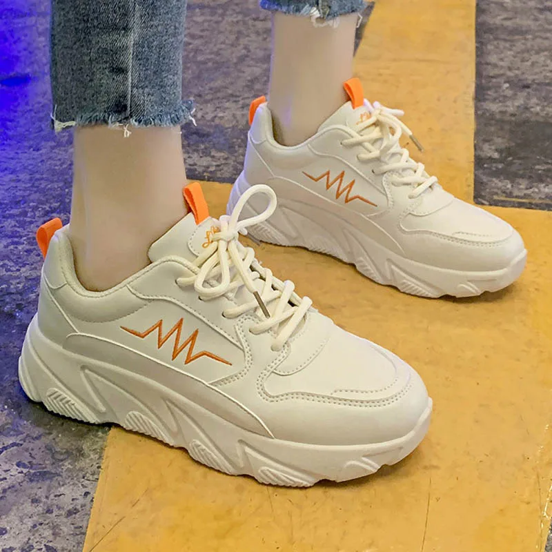 

Hot Dad Shoes White Sneakrs Women Casual Vulcanized Shoes Woman Breathable Platform Chunky Sneakers Spring Korean Ladies Shoes
