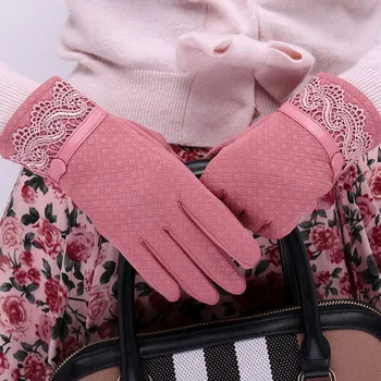 

Hot Women Woolen Knitted Gloves Touch Screen Mittens Keep Warm Winter Full Finger Stripe Gloves Fashion Autumn Strap Buckle Lace