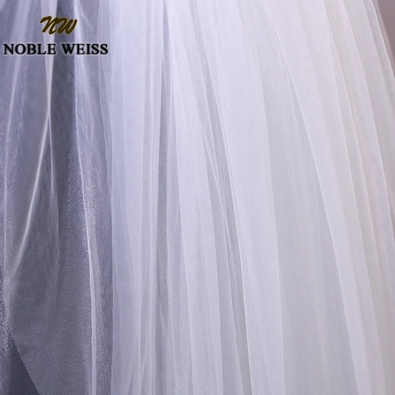 9770331925_1448010976