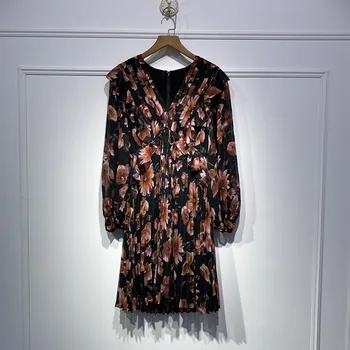 

2020 New V-neck Women Floral Dress Three Quarter lantern sleeves Pleated Short Dresses Lace-up Clothes Fashion