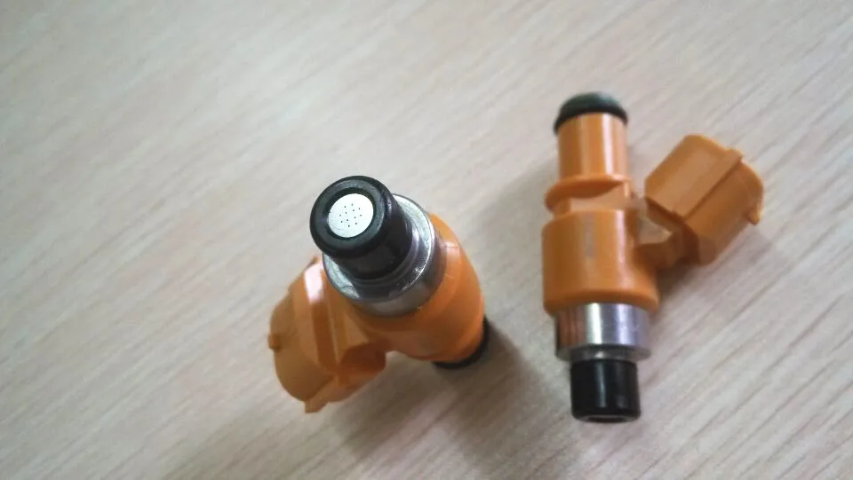 16450-MFJ-D01本田短嘴摩托车油嘴 12孔黄色