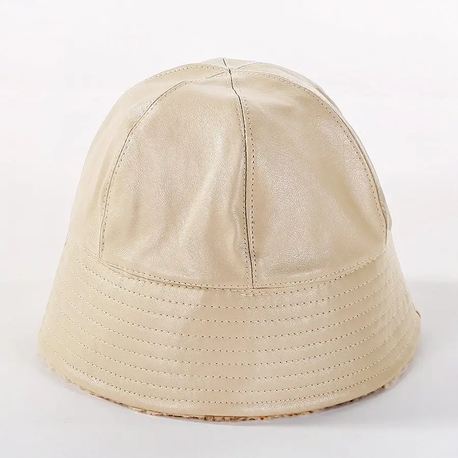COKK, мягкая кожаная шапка-ведро для женщин, зимняя шапка, толстая, теплая, бархатная, модный дизайн, Корейская шапка, женская, Gorras, с обеих сторон, плоский верх - Цвет: Beige