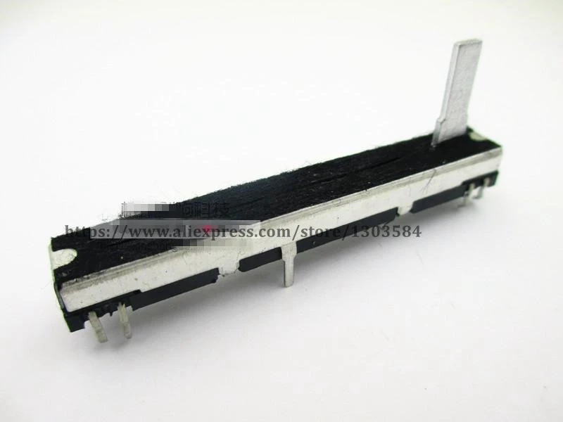 

1pcs Fader for Mackie CR1604 Classic: POTSLD 50Kb 45MM DUAL OBS