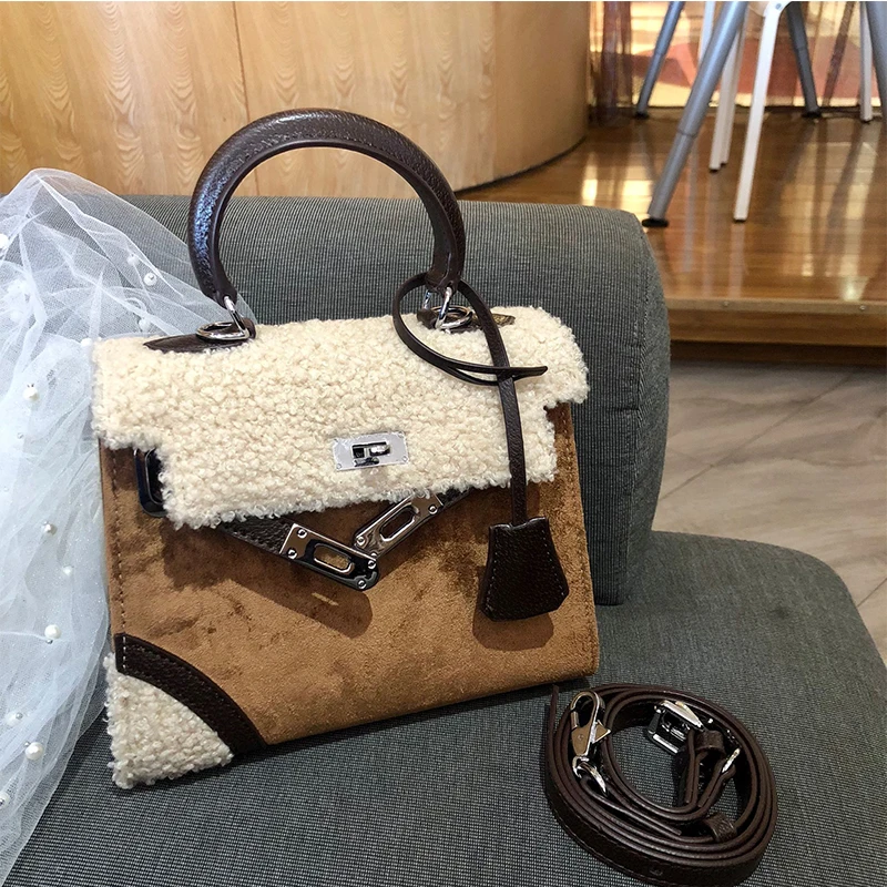 

Luxury 2019 Autumn and Winter New Fur Bag Female Bag Stitching Lamb Hair Messenger Bag Plush Handbag