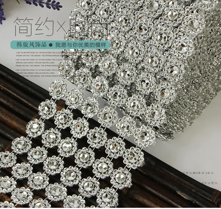 3213678300_1946018827