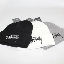 Autumn Winter Knitted Hat Men and Women Cursive Embroidery Cold Hat Lovers Hip Hop Wool Hat European and American Fashion Style
