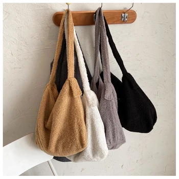 

Soft Lambswool Shoulder Bags for Women Winter Totes Warm Plush Faux Fur Handbags and Purses Lady High Capacity Hand Bag 6529