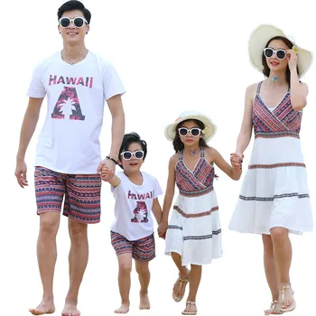 

Mother Daughter Dresses Striped Clothing for Family Matching Shirts Daddy and Baby Shirt Father Son Sister Match Xmas Clothes