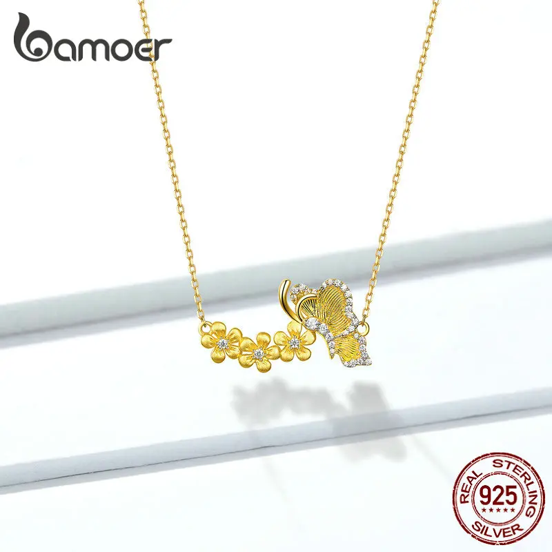 

bamoer Flying Golden Butterfly with Flower Short Necklace for Women 925 Sterling Silver Wedding Statement Jewelry GAN111