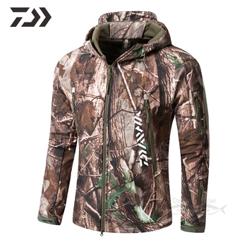 

Daiwa Outdoor Camouflage Jacket Autumn Winter Men's Jackets Thermal Hoodies Fishing Clothing Zipper Pocket Fishing Jacket Sports