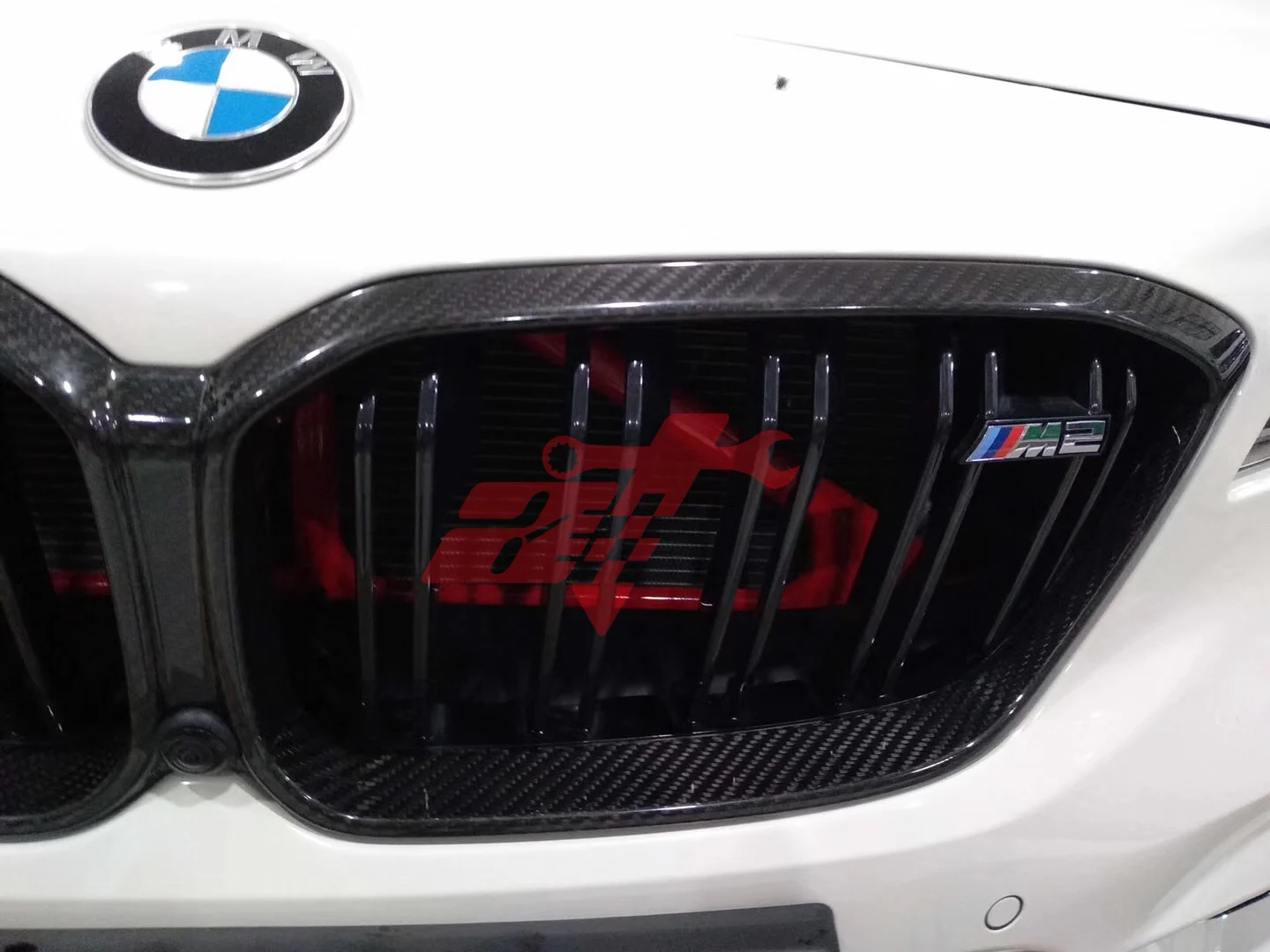 Полный карбоновый передний гриль рамка для BMW M2 соревнований