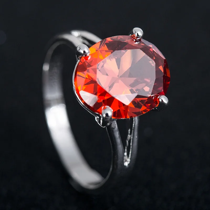 

European and American Classic Fashion Four-prong Diamond Ladies Ring Super-flash Zircon Oval Wedding Ring