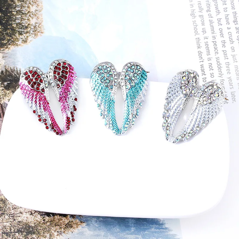 Crystal angel wings brooch