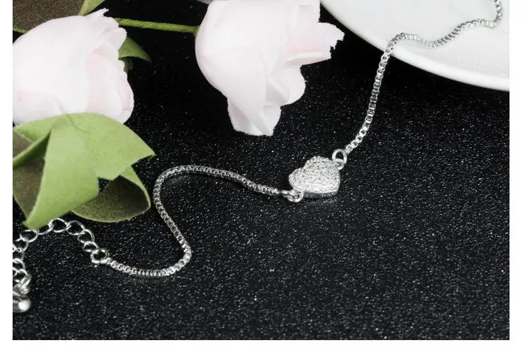 2944715663_984123870