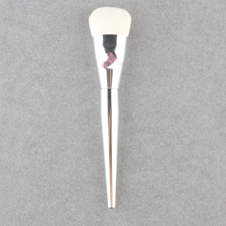 1 pezzo Pennello per fondotinta Crema BB liquida Fondotinta Contouring Make up Strumento di bellezza per capelli sintetici ad angolo rotondo - immagine 4