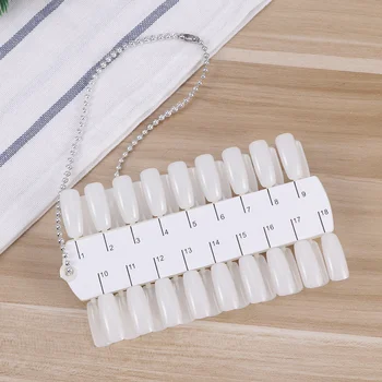 

3pcs Nail Tool Nail Color Palette with A Chain Transparent Acrylic False Nail Board Nail Tips Nail Polish Display Board Polish D