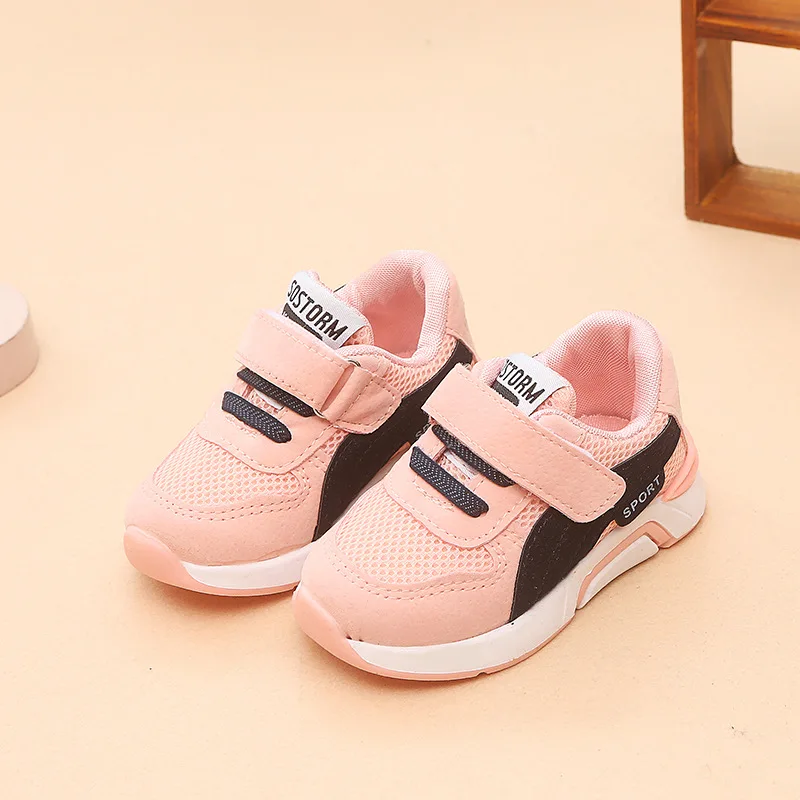 Удобная детская дышащая детская обувь с мягкой подошвой Повседневная Спортивная обувь для девочек и мальчиков модные Нескользящие кроссовки